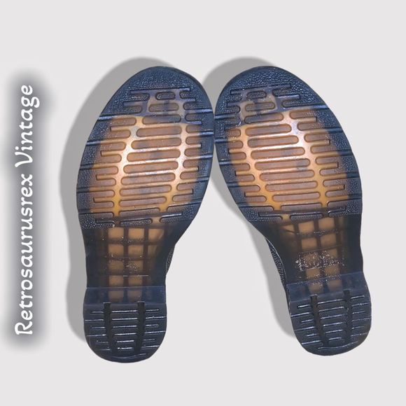 Dr. Martens Silver Metallic Pebble 1460 Pascal Leather Boots, US 9 - Picture 9 of 10